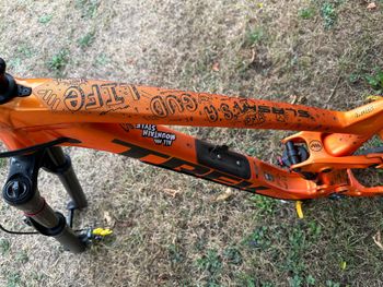 Używany Trek Slash 7 Gen 5 2022 Frameset 2022 Mountainbike — zdjęcie 6 z 10