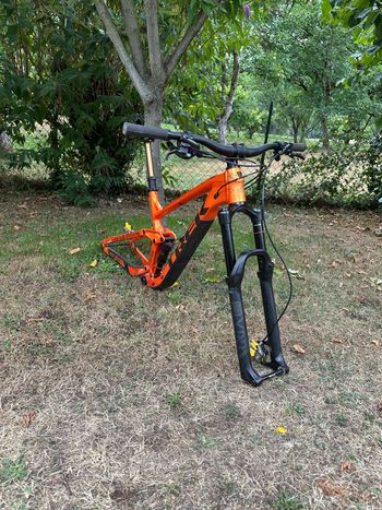 Używany Trek Slash 7 Gen 5 2022 Frameset 2022 Mountainbike — zdjęcie 1 z 10