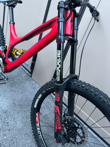 Used Specialized S-Works Demo 8 2016 2016 Mountainbike, Red, 27.5 (650B) — image 7 of 8