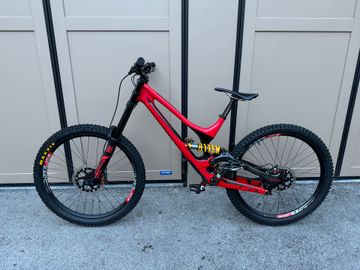 Used Specialized S-Works Demo 8 2016 2016 Mountainbike, Red, 27.5 (650B) — image 3 of 8