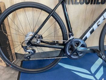 Used Trek Émonda SL 6 Disc 2022 2022 Road & Gravel — image 4 of 6