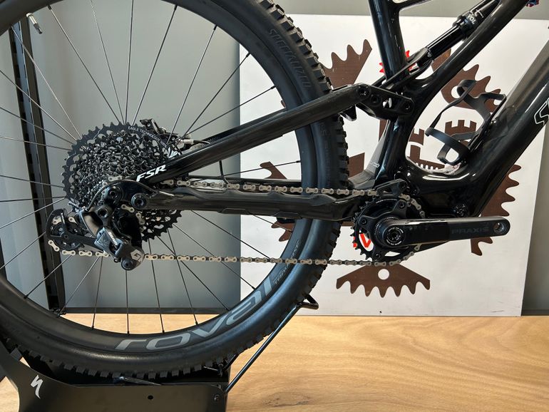 Used Specialized Turbo Levo SL Expert Carbon 2020 Mountainbike, Schwarz — image 6 of 12