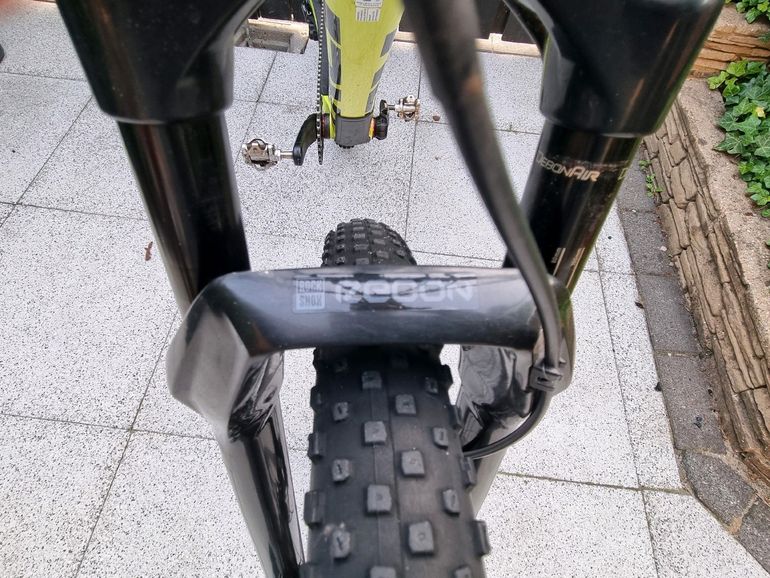 Used Trek Procaliber 9.6 2022 2022 Mountainbike, Black, 29 — image 9 of 15