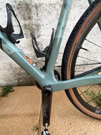 Used Canyon Gri 2023 Road & Gravel, Green — image 8 of 10
