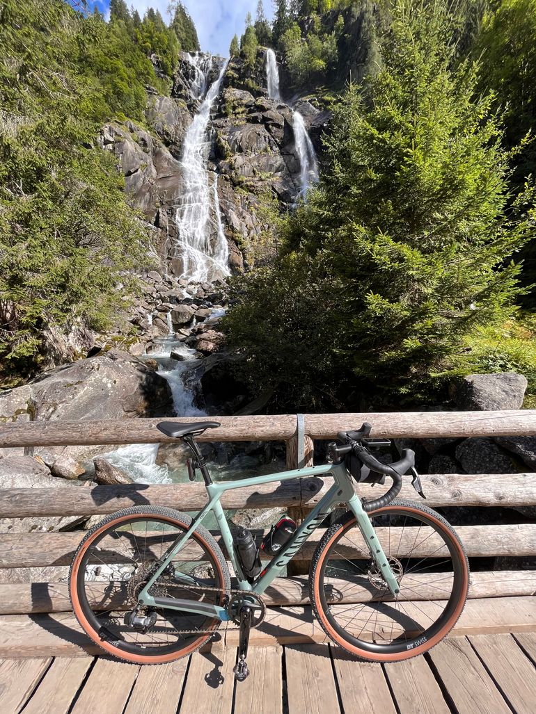 Used Canyon Gri 2023 Road & Gravel, Green — image 3 of 10