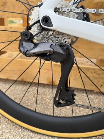 Used BMC Timemachine ROAD 01 TWO 2023 2023 Road & Gravel, White — image 6 of 13