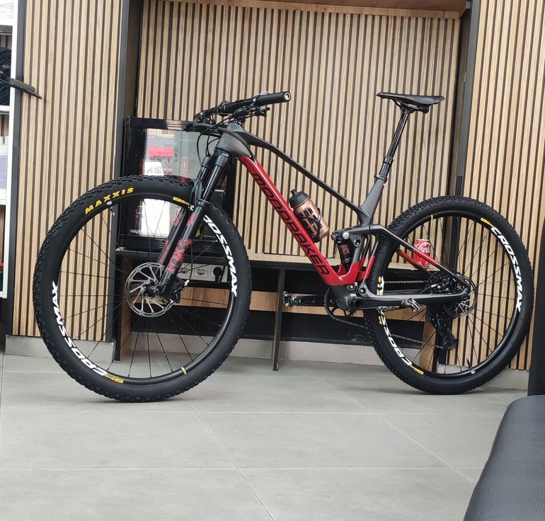 Used Mondraker F-PODIUM CARBON DC 2022 2022 Mountainbike, Red, 29 — image 4 of 4