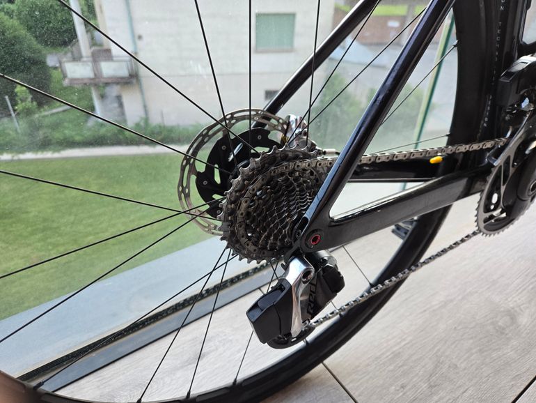 Used Scott Addict RC Ultimate 2023 2023 Road & Gravel, Black — image 5 of 14