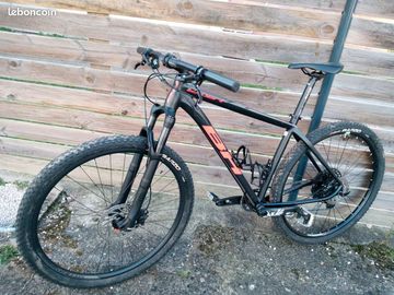 Used BH Expert 29" 2017 Mountainbike, Black — image 1 of 13