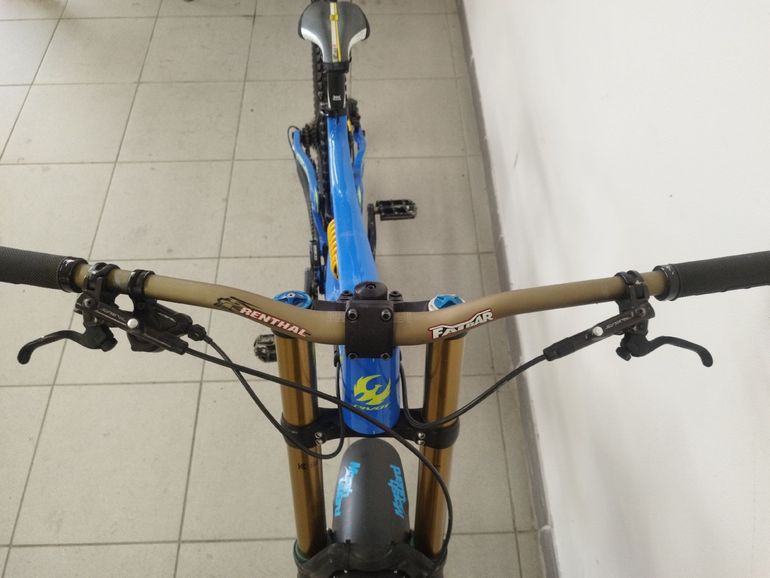 Used Pivot Phoenix Saint 2019 2019 Mountainbike, Blue, 27.5 — image 5 of 6