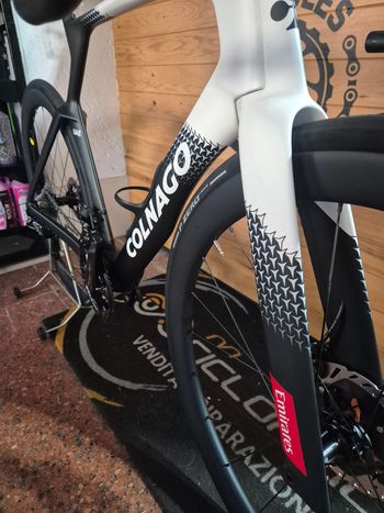 Used Colnago Y1rs 2025 Road & Gravel — image 9 of 13