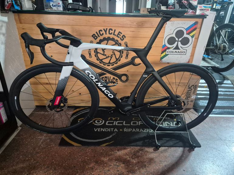 Used Colnago Y1rs 2025 Road & Gravel — image 2 of 13