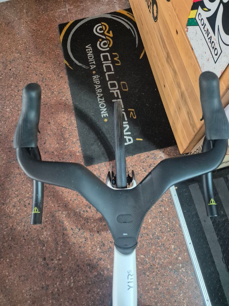 Used Colnago Y1rs 2025 Road & Gravel — image 11 of 13