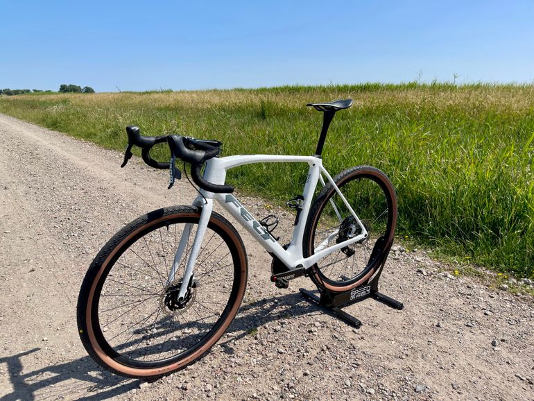 Used Felt Breed Advanced, SRAM Red XPLR Pro Edition 2023 Road & Gravel, White — image 31 of 33