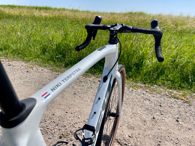Used Felt Breed Advanced, SRAM Red XPLR Pro Edition 2023 Road & Gravel, White — image 24 of 33