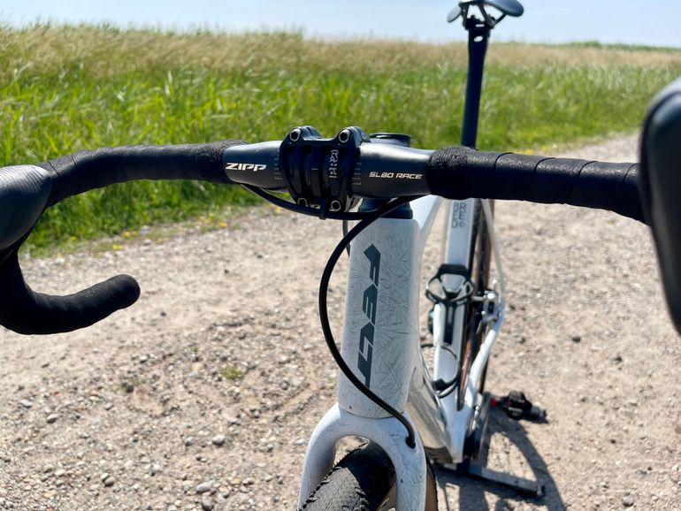 Used Felt Breed Advanced, SRAM Red XPLR Pro Edition 2023 Road & Gravel, White — image 7 of 33