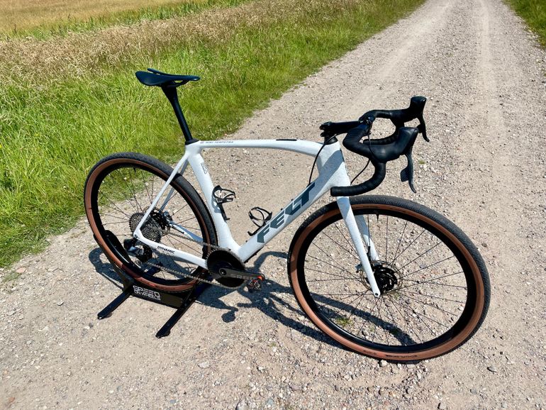 Used Felt Breed Advanced, SRAM Red XPLR Pro Edition 2023 Road & Gravel, White — image 3 of 33