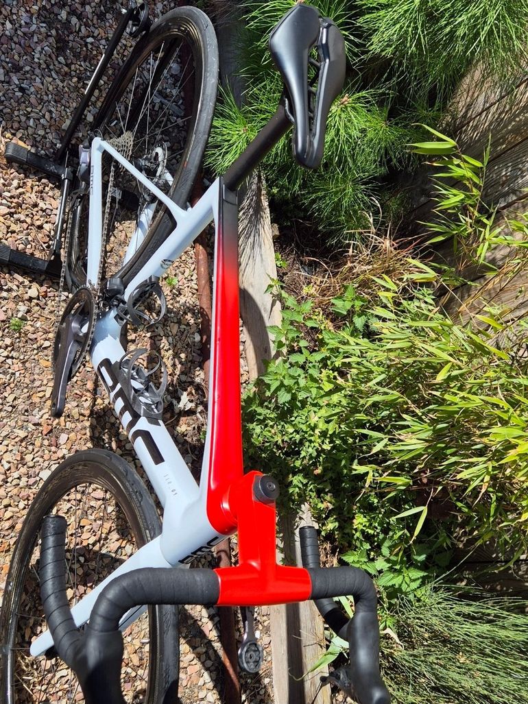 Used BMC Slr 01 Ag2r 2023 Road & Gravel, White — image 2 of 3
