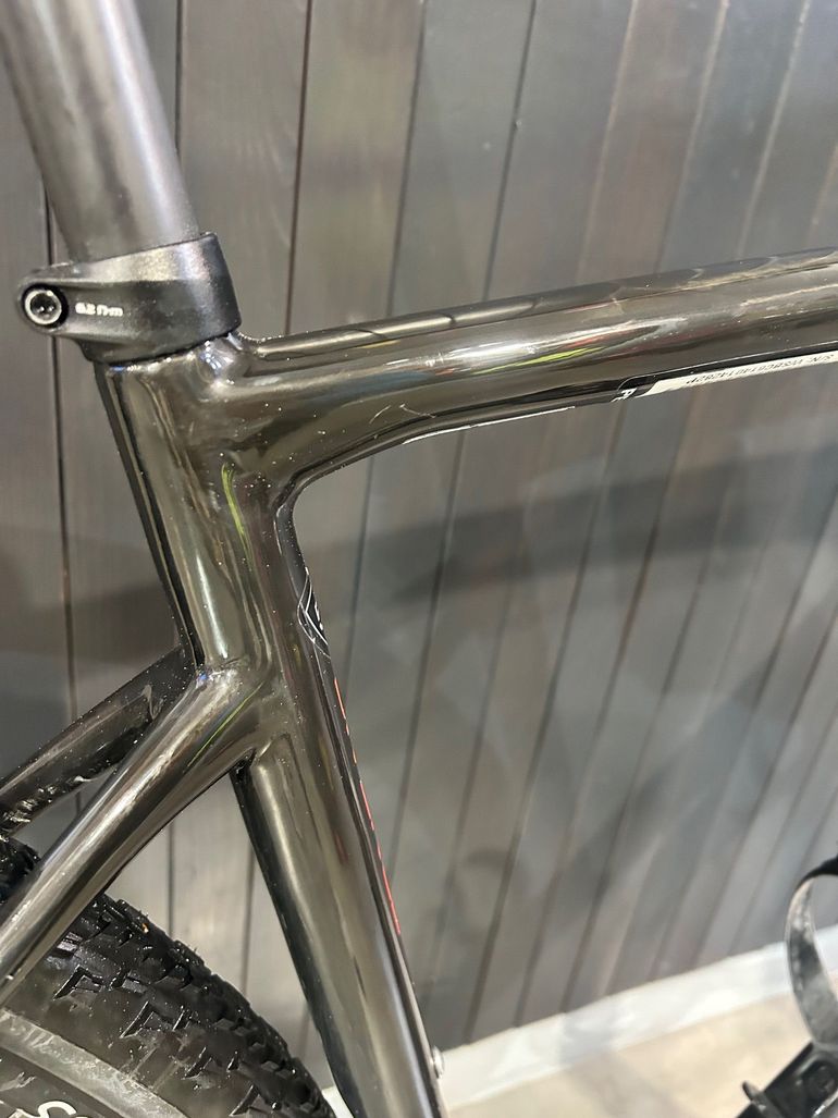 Used Specialized Diverge Comp 2020 2020 Road & Gravel, Black — image 3 of 15