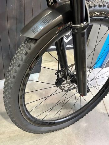 Used Trek E-Caliber 9.8 GX Gen 2 2022 2022 Mountainbike — image 9 of 9