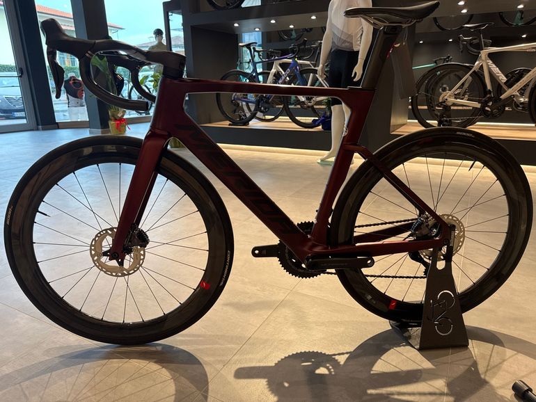 Used Merida Reacto Shimano Ultegra Di2 (12 Speed) 2023 Road & Gravel, Red — image 2 of 7