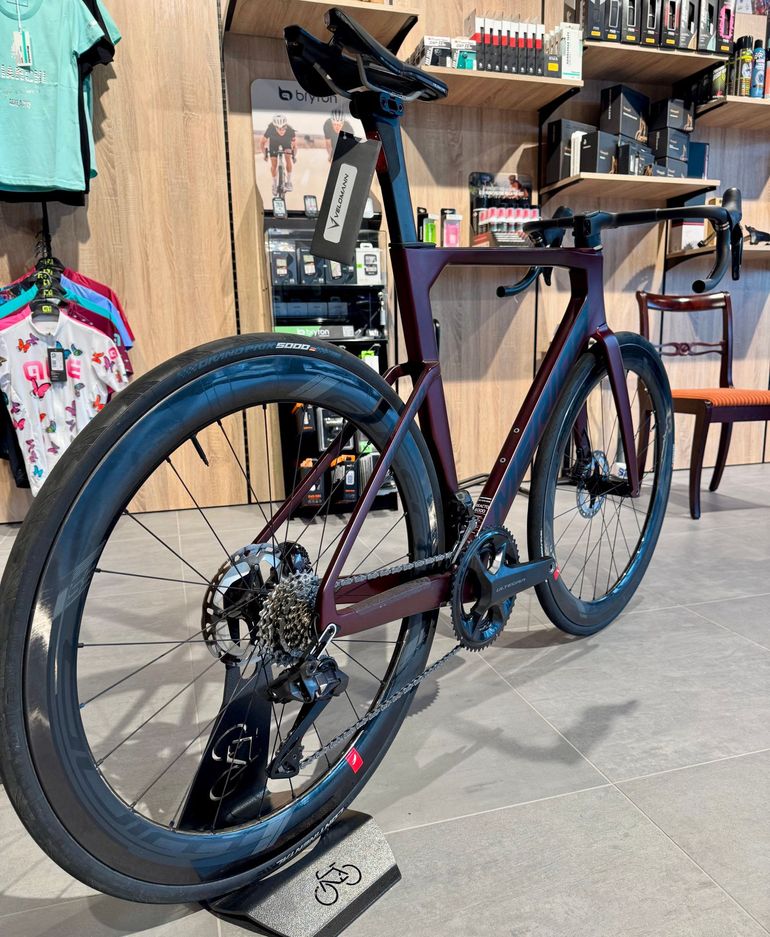 Used Merida Reacto Shimano Ultegra Di2 (12 Speed) 2023 Road & Gravel, Red — image 5 of 7