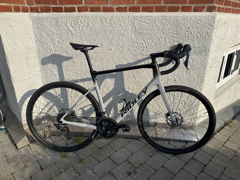 Used Ridley Grifn Shimano 105 2024 Road & Gravel, Light Gray — image 1 of 3
