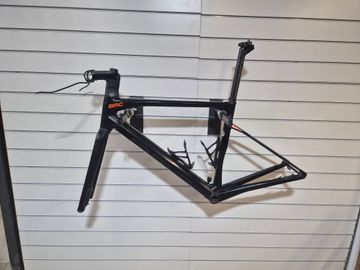 Used BMC Roadmachine 01 FOUR 2021 Frameset Frameset 2021 Road & Gravel, Black — image 1 of 7