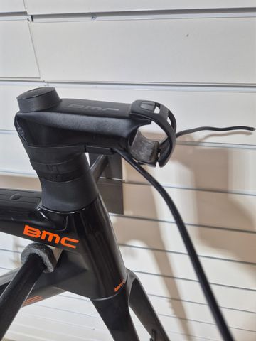 Used BMC Roadmachine 01 FOUR 2021 Frameset Frameset 2021 Road & Gravel, Black — image 5 of 7