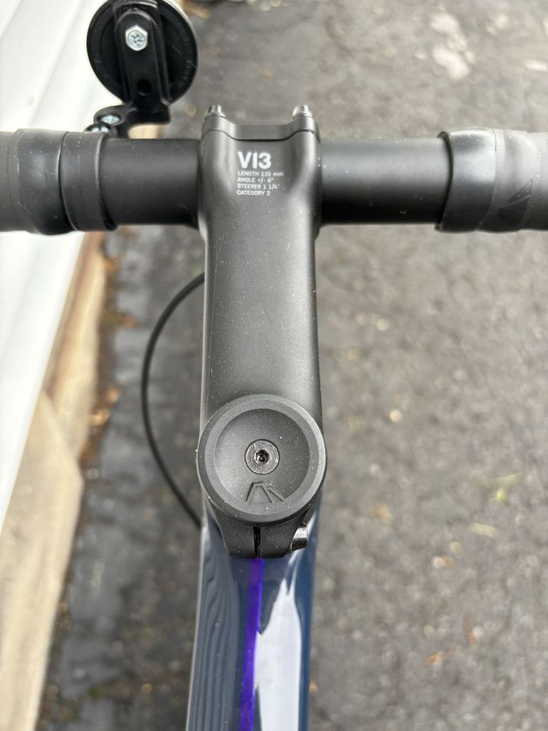 Used Canyon Endurace CF 7 AXS 2024 2024 Road & Gravel, Blue — image 15 of 18