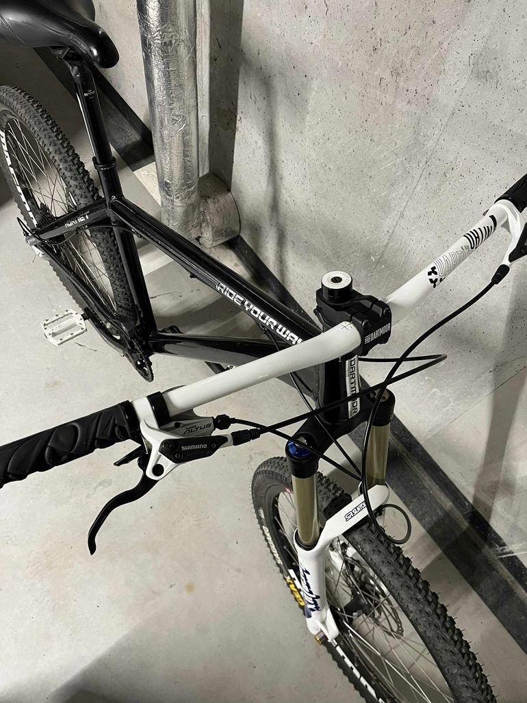 Dartmoor Hornet 26 2016 2016 Mountainbike usato, Nero — immagine 16 di 18