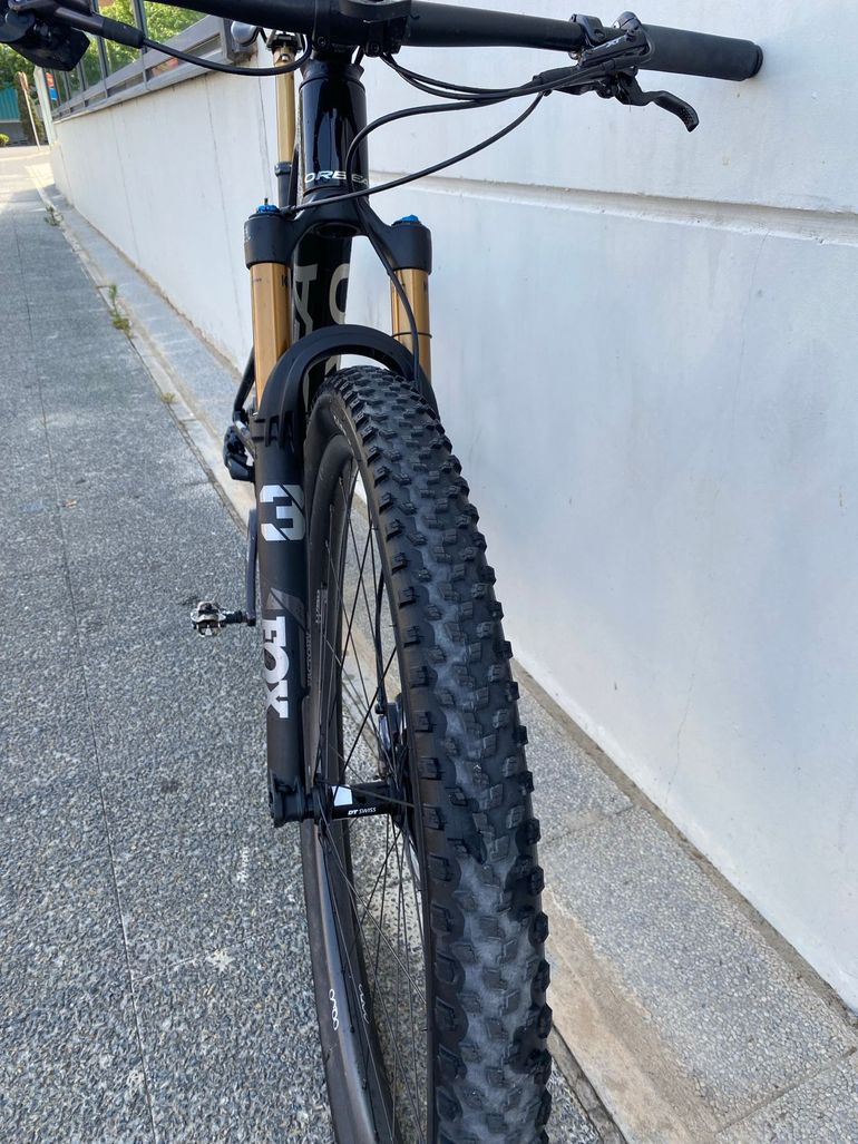 Used Orbea OIZ M-PRO 2024 2024 Mountainbike, Black, 29 — image 8 of 11