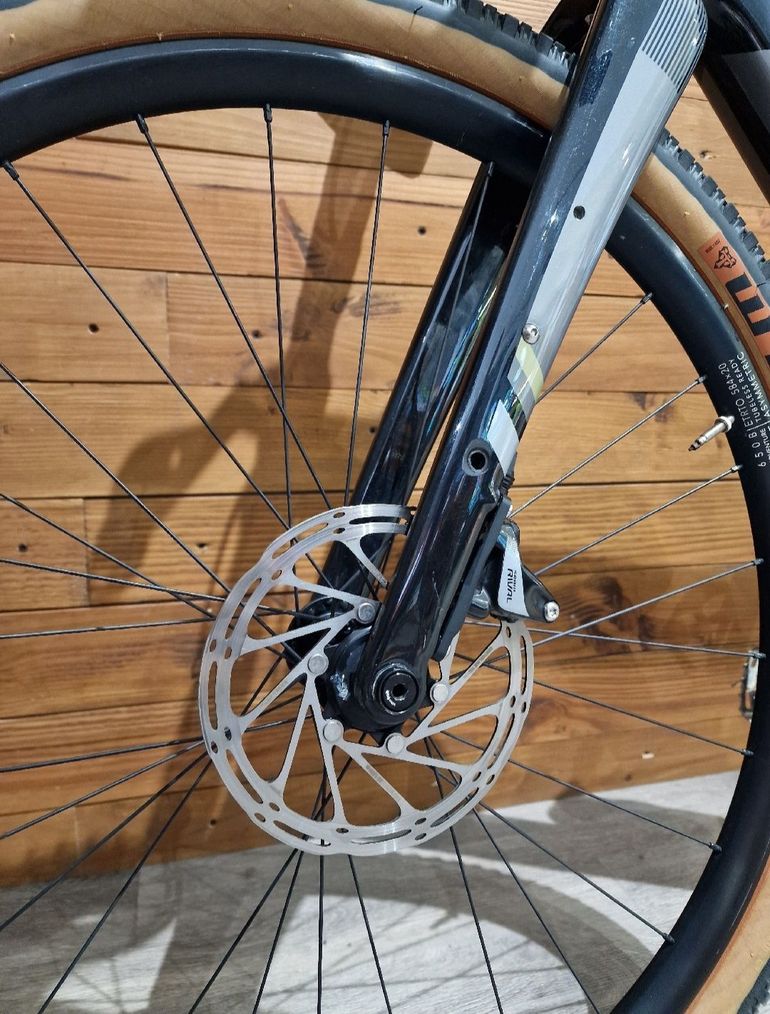 Bombtrack HOOK EXT C 2023 2023 Road & Gravel d'occasion — image 4 sur 11