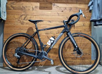 Bombtrack HOOK EXT C 2023 2023 Road & Gravel d'occasion — image 1 sur 11