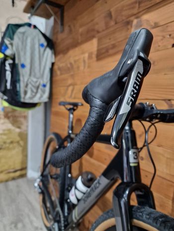 Bombtrack HOOK EXT C 2023 2023 Road & Gravel d'occasion — image 7 sur 11