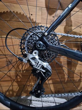 Bombtrack HOOK EXT C 2023 2023 Road & Gravel d'occasion — image 5 sur 11
