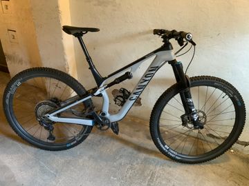 Used Canyon Neuron CF 9 2021 2021 Mountainbike, Light Gray — image 4 of 9