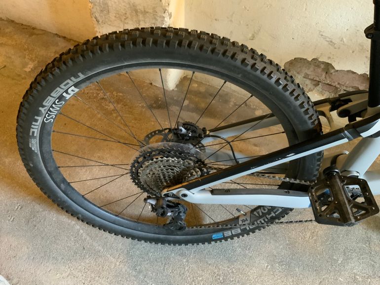 Used Canyon Neuron CF 9 2021 2021 Mountainbike, Light Gray — image 6 of 9