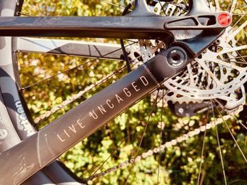 Used YT Industries IZZO Launch Edition 2020 2020 Mountainbike, Black, 29 — image 6 of 11
