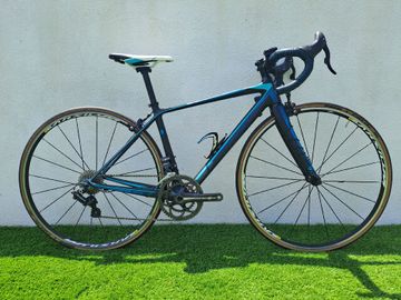 Tweedehands CUBE Axial Campagnolo Athena EPS 2016 Road & Gravel — afbeelding 1 van 7