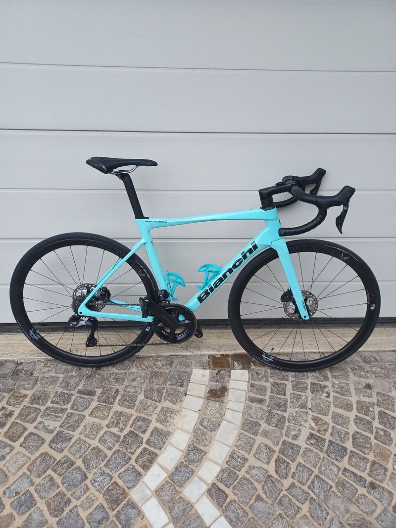 Used Bianchi SPECIALISSIMA COMP ULTEGRA Di2 2024 Road & Gravel
