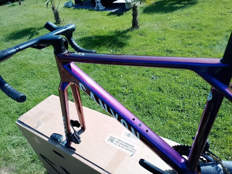 Used Canyon Ultimate Shimano Dura Ace Di2 2025 Road & Gravel, Purple — image 9 of 9
