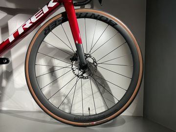 Used Trek Madone SL 6 2025 Road & Gravel