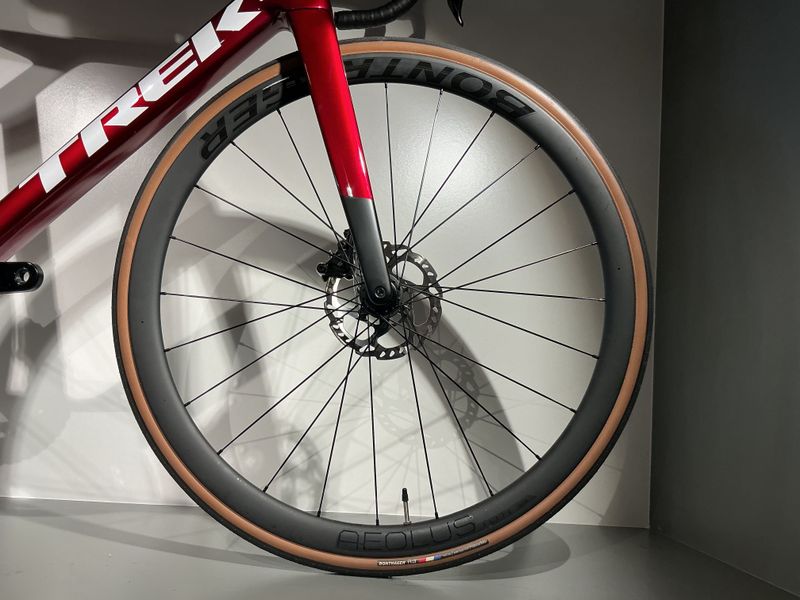 Used Trek Madone SL 6 2025 Road & Gravel