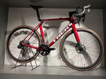 Brugt Trek Madone SL 6 2025 Road & Gravel — billede 3 af 4