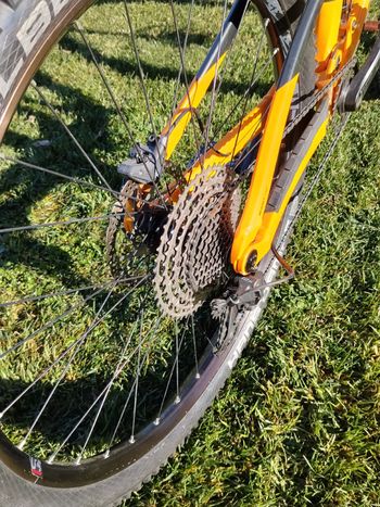 Used Trek Fuel EX 5 Gen 5 2023 2023 Mountainbike, Orange, 27.5, 29 — image 2 of 7