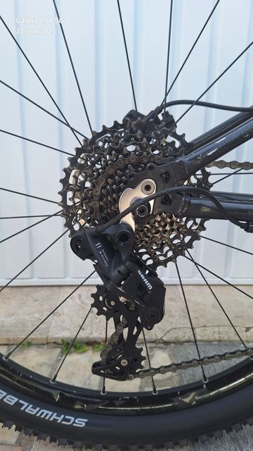 Used Trek Superfly SRAM NX 2017 Mountainbike, Black — image 8 of 18