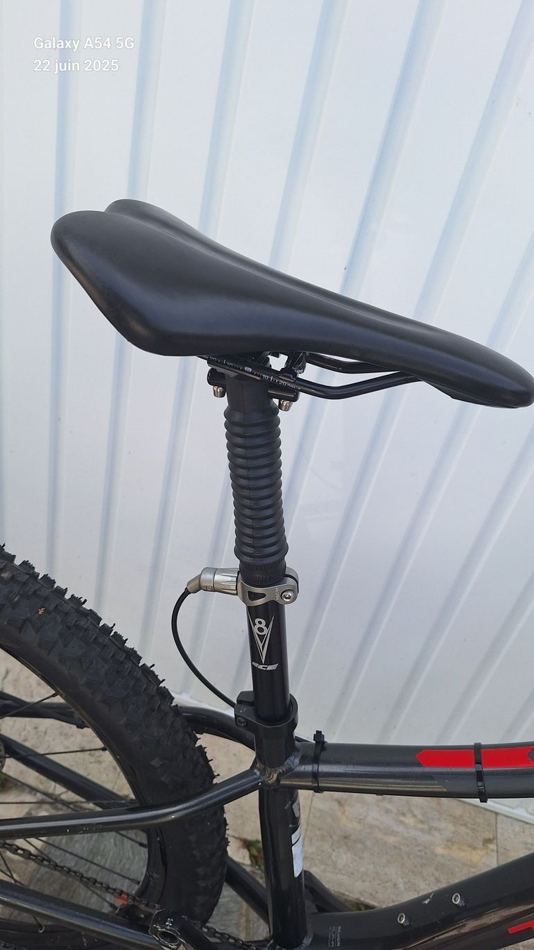 Used Trek Superfly SRAM NX 2017 Mountainbike, Black — image 7 of 18