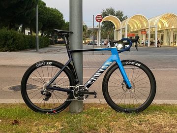 Brugt Canyon Aeroad CF SLX Disc 9.0 SL 2019 2019 Road & Gravel