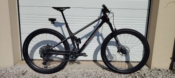 Used Transition Spur AXS 2023 2023 Mountainbike, Black, 29 — image 1 of 5